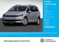 Oyster silver metallic Gebraucht 2024 VW Touran Comfortline Van / Kleinbus | 31.956 € (Guter Preis)