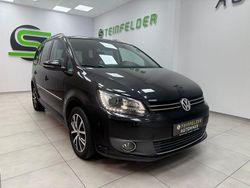 Schwarz Gebraucht 2011 VW Touran Highline Van / Kleinbus | 5.990 € (Fairer Preis)
