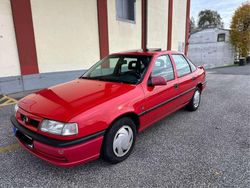 Rot Gebraucht 1994 Opel Vectra Limousine | 1.700 €