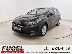 Schwarz Neu 2024 Kia Ceed | 23.268 € (Guter Preis)
