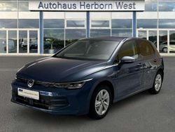 Blau Gebraucht 2025 VW Golf Life Limousine | 24.950 € (Guter Preis)