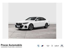Weiß Neu 2025 BMW 520 M Sport Limousine | 57.670 € (Fairer Preis)