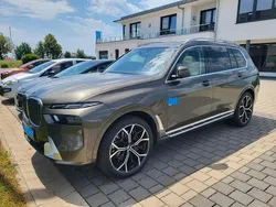 Grün Gebraucht 2023 BMW X7 Sport Line SUV | 84.950 € (Guter Preis)