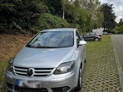Grau Gebraucht 2007 VW Golf Plus Cross Van / Kleinbus | 4.000 € (Fairer Preis)