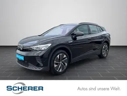 Grenadillschwarz metallic (metallic) Gebraucht 2023 VW ID.4 Pure SUV | 23.200 € (Fairer Preis)