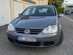 Grau Gebraucht 2005 VW Golf V Limousine | 4.250 € (Fairer Preis)