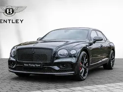 Grün Gebraucht 2024 Bentley Flying Spur Limousine | 279.900 €