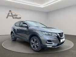 Grau Gebraucht 2018 Nissan Qashqai N-Connecta SUV | 14.599 € (Fairer Preis)
