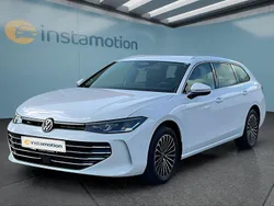 Weiß Gebraucht 2025 VW Passat Kombi | 36.399 € (Guter Preis)