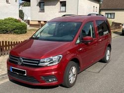 Rot Gebraucht 2019 VW Caddy Comfortline Van / Kleinbus | 18.497 € (Fairer Preis)