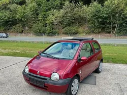 Rot Gebraucht 2003 Renault Twingo Kleinwagen | 1.499 € (Fairer Preis)