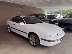 Weiß Gebraucht 1991 Opel Calibra Coupé | 11.950 €