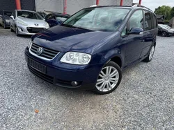 Blau Gebraucht 2006 VW Touran Highline Van / Kleinbus | 1.590 € (Guter Preis)