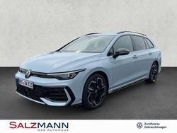 Crystal ice blue metallic Gebraucht 2025 VW Golf VIII Kombi | 39.989 €