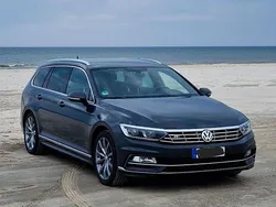 Grau Gebraucht 2016 VW Passat Highline Kombi | 17.300 € (Fairer Preis)