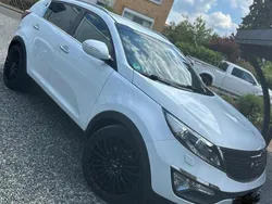 Weiß Gebraucht 2015 Kia Sportage SUV | 16.000 €