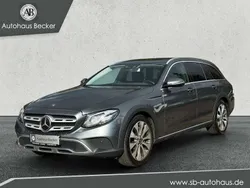 Grau Gebraucht 2018 Mercedes E350 Kombi | 21.950 € (Fairer Preis)