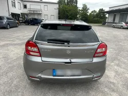 Grau Gebraucht 2016 Suzuki Baleno Limousine | 8.200 €