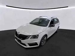 Weiß Gebraucht 2020 Skoda Octavia RS Limousine | 25.650 € (Guter Preis)