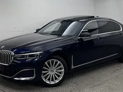 Blau Gebraucht 2021 BMW 730L Executive Limousine | 52.300 € (Fairer Preis)