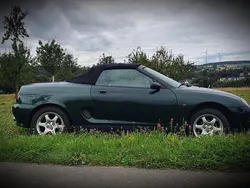 Grün Gebraucht 1999 MG F Cabrio | 750 € (Superpreis)