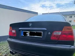 Schwarz Gebraucht 2001 BMW 320 Limousine | 2.800 € (Fairer Preis)