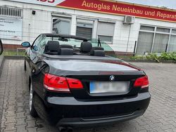 Schwarz Gebraucht 2007 BMW 325 Cabriolet Cabrio | 11.500 € (Fairer Preis)