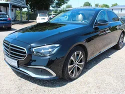 Schwarz/baltic black Gebraucht 2020 Mercedes E300 Exclusive Limousine | 28.995 € (Etwas zu teuer)