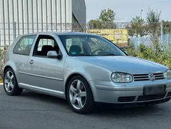 Silber Gebraucht 2000 VW Golf IV Kleinwagen | 5.900 €