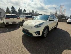 Gelb Gebraucht 2022 Kia e-Niro Spirit SUV | 12.500 € (Fairer Preis)