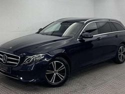 Cavansitblau Gebraucht 2020 Mercedes E300 Avantgarde Kombi | 28.800 € (Fairer Preis)