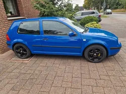 Blau Gebraucht 2000 VW Golf IV Basis Limousine | 1.450 € (Guter Preis)