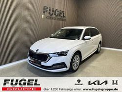 Weiß Gebraucht 2023 Skoda Octavia Style Kombi | 23.499 € (Guter Preis)