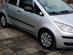 Silber Gebraucht 2004 Mitsubishi Colt Kleinwagen | 1.250 €