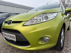 Grün Gebraucht 2011 Ford Fiesta Titanium Limousine | 2.999 € (Superpreis)