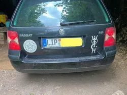 Schwarz Gebraucht 2003 VW Passat Family Kombi | 1.500 € (Fairer Preis)