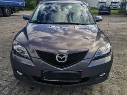 Grau Gebraucht 2006 Mazda 323 Limousine | 1.950 € (Teuer)