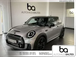 Melting silver iii Gebraucht 2023 Mini John Cooper Works Kleinwagen | 32.850 € (Fairer Preis)