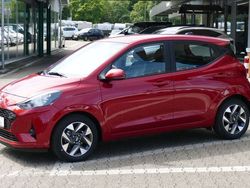 Rot Neu 2025 Hyundai i10 Trend Kleinwagen | 20.280 € (Teuer)