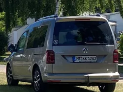 Beige Gebraucht 2019 VW Caddy Comfortline Van / Kleinbus | 20.000 € (Guter Preis)