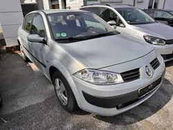 Silber Gebraucht 2004 Renault Mégane II Limousine | 800 € (Superpreis)