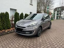 Grau Gebraucht 2013 Renault Grand Scénic III Bose Edition Van / Kleinbus | 5.800 € (Fairer Preis)