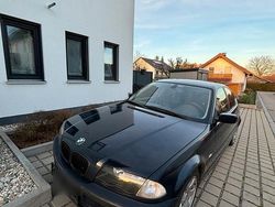 Blau Gebraucht 2001 BMW 320 Limousine | 1.950 € (Fairer Preis)