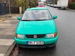 Grün Gebraucht 1996 VW Polo Basis Limousine | 1.800 € (Etwas zu teuer)