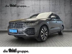 Grau Gebraucht 2021 VW Touareg R-line SUV | 56.850 € (Teuer)