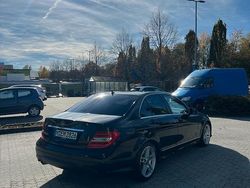 Schwarz Gebraucht 2011 Mercedes C250 AMG line Limousine | 12.700 €