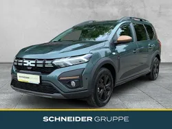 Zedergrün Neu 2025 Dacia Jogger Deal Kombi | 29.670 € (Etwas zu teuer)
