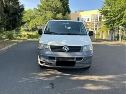 Weiß Gebraucht 2005 VW T5 Van | 2.900 €