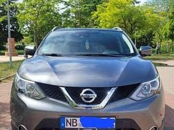Gebraucht 2017 Nissan Qashqai N-Vision SUV | 15.400 € (Etwas zu teuer)