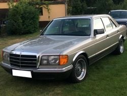 Beige Gebraucht 1985 Mercedes S280 SE Limousine | 17.500 €
